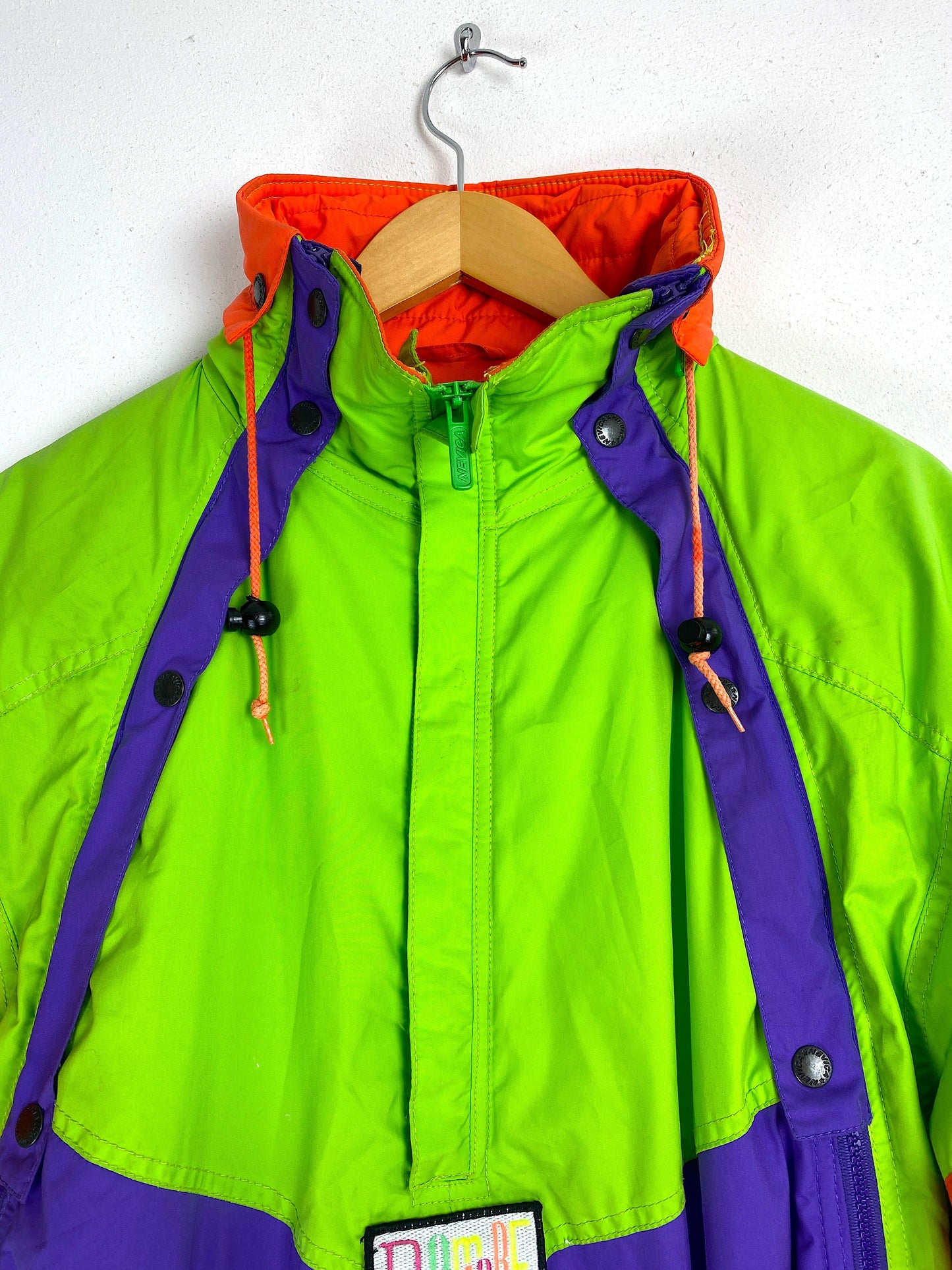 Retro skipak Nevica - vintageskipakkennl